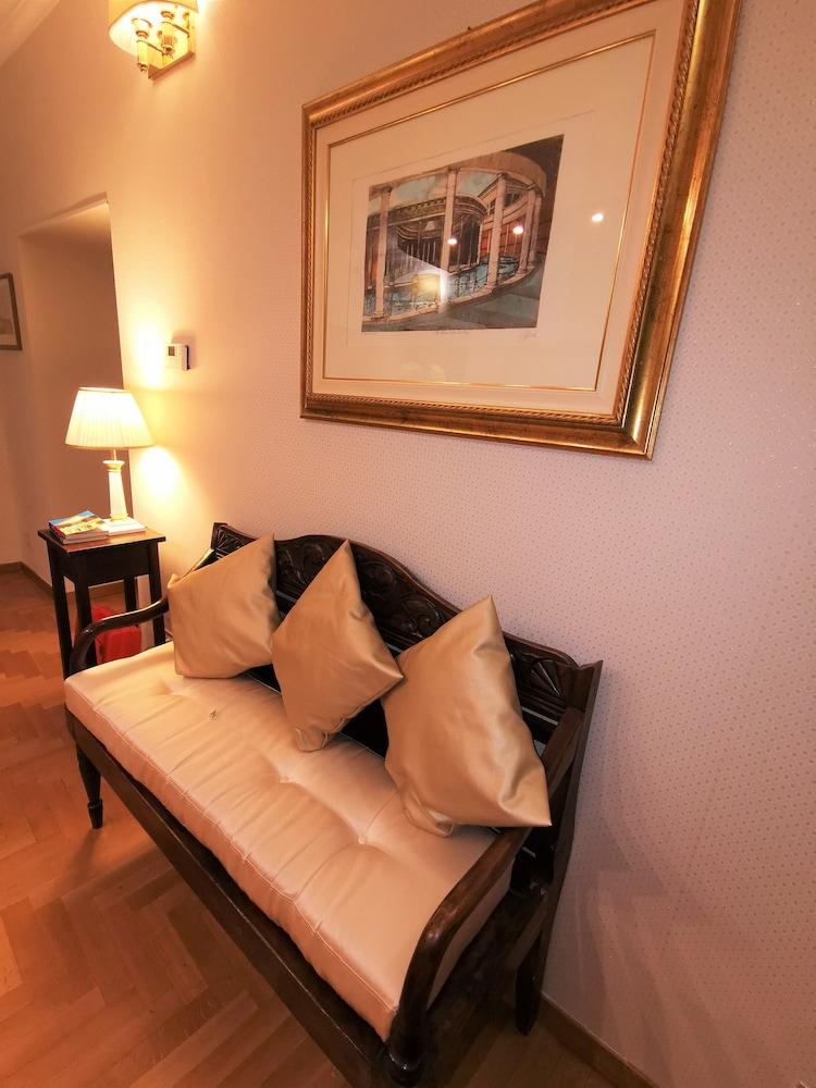 Affittacamere Boncompagni Suite Rome Bagian luar foto