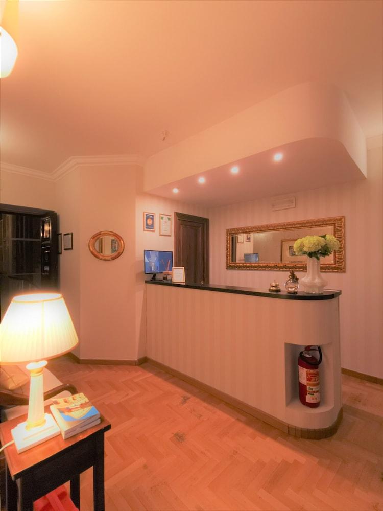 Affittacamere Boncompagni Suite Rome Bagian luar foto