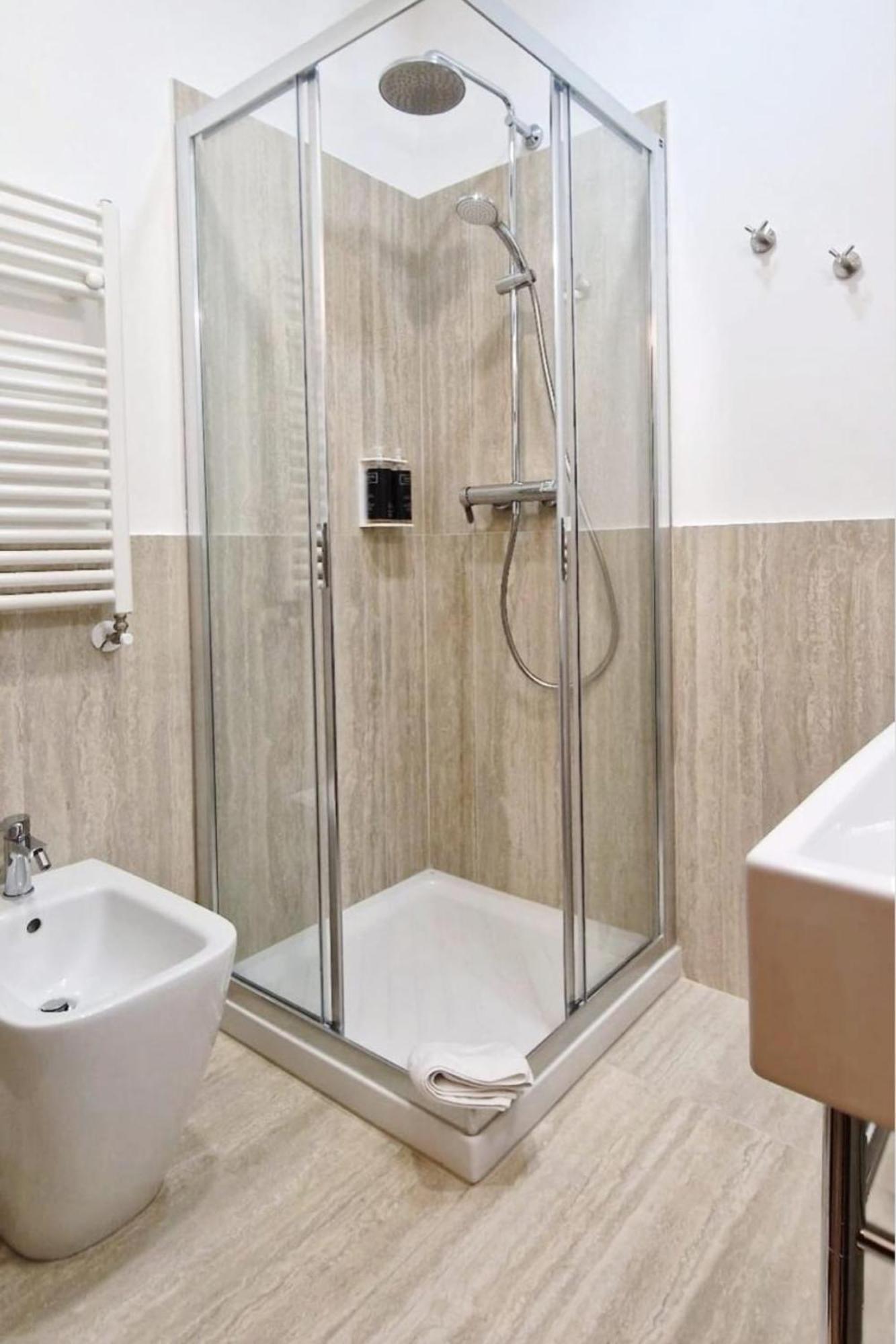 Affittacamere Boncompagni Suite Rome Bagian luar foto